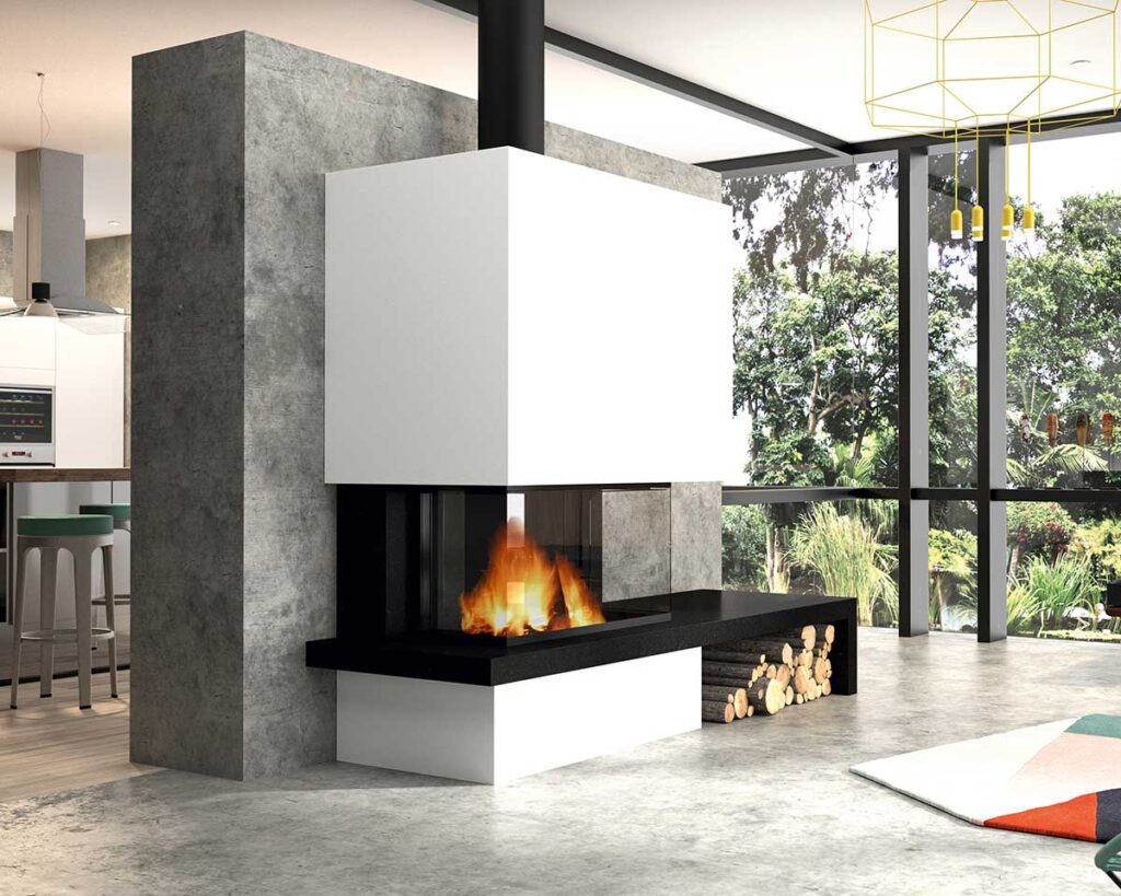 Kamin Siliac z U zasteklitvijo